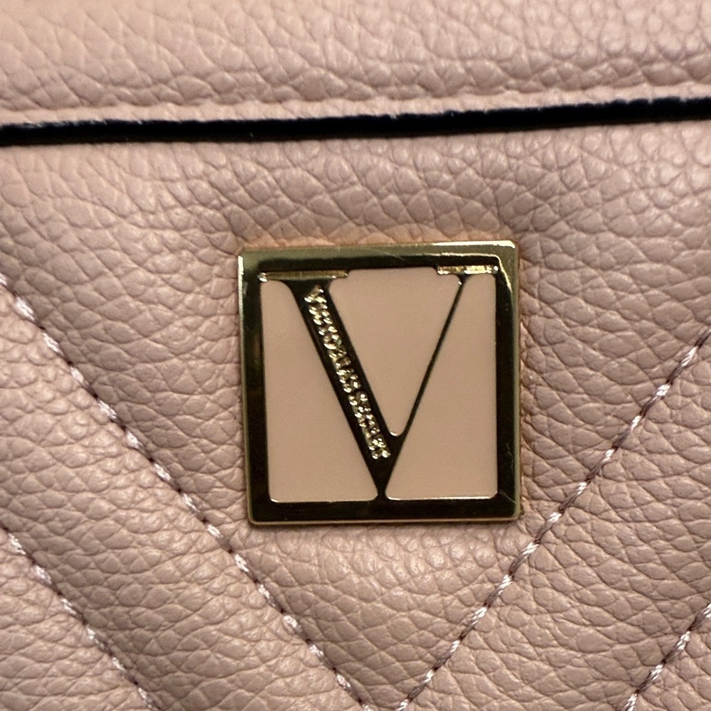 Victoria's Secret Quilted Wallet in Blush - Picture 7 of 7